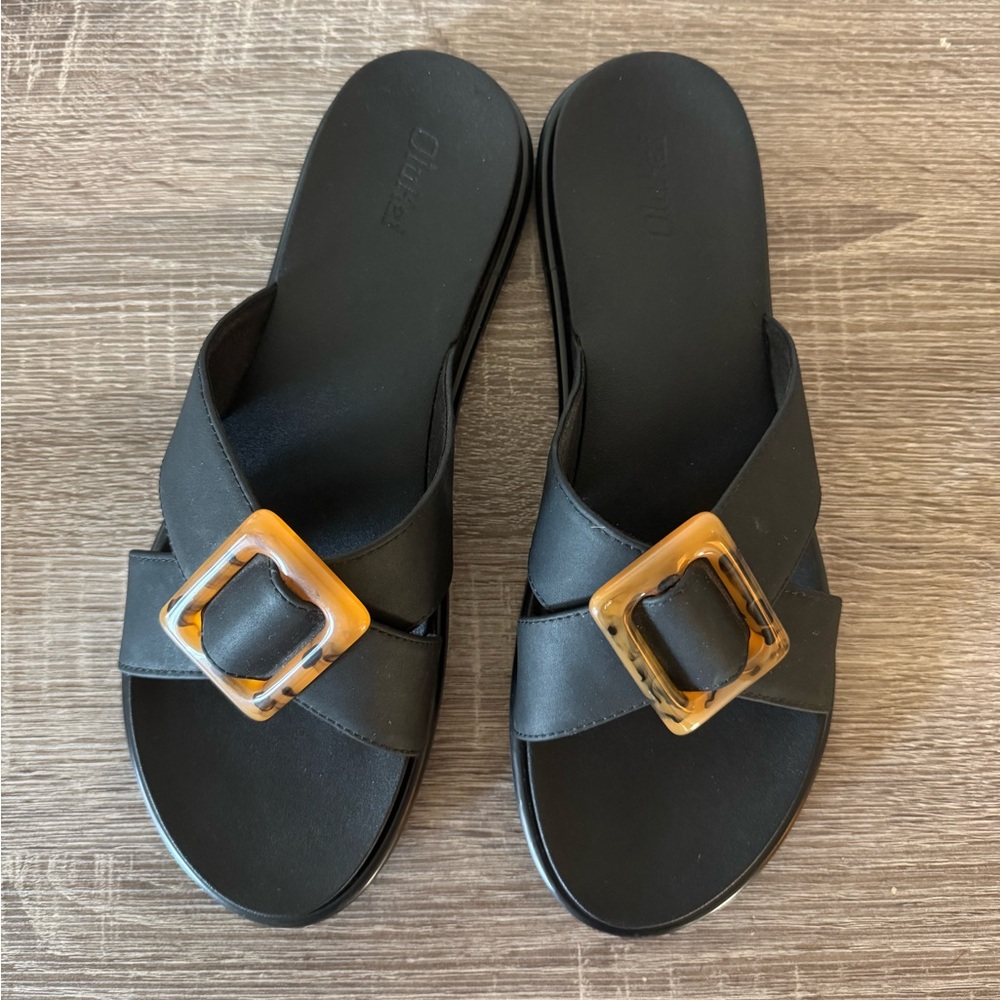 OluKai La’i Slide black size 10